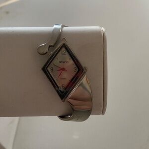 Xanadu Wincci Women's Silver Tone Cuff Band Watch Analog Fashion.